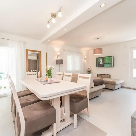 Family Villa